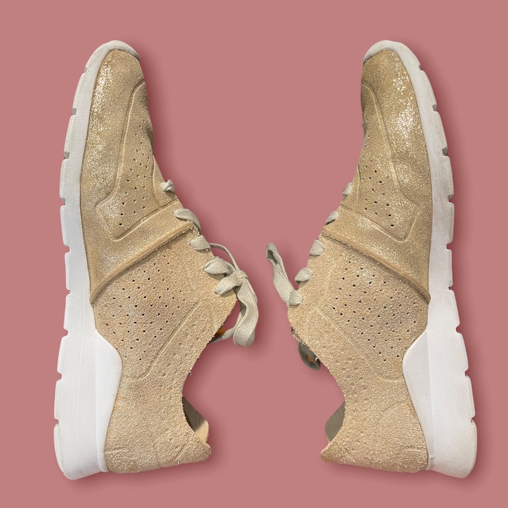 UGG Australia Tye sneaker | perforated suede | glittery gold